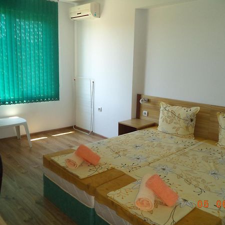Sveti Georgi Guest House Sozopol Bagian luar foto