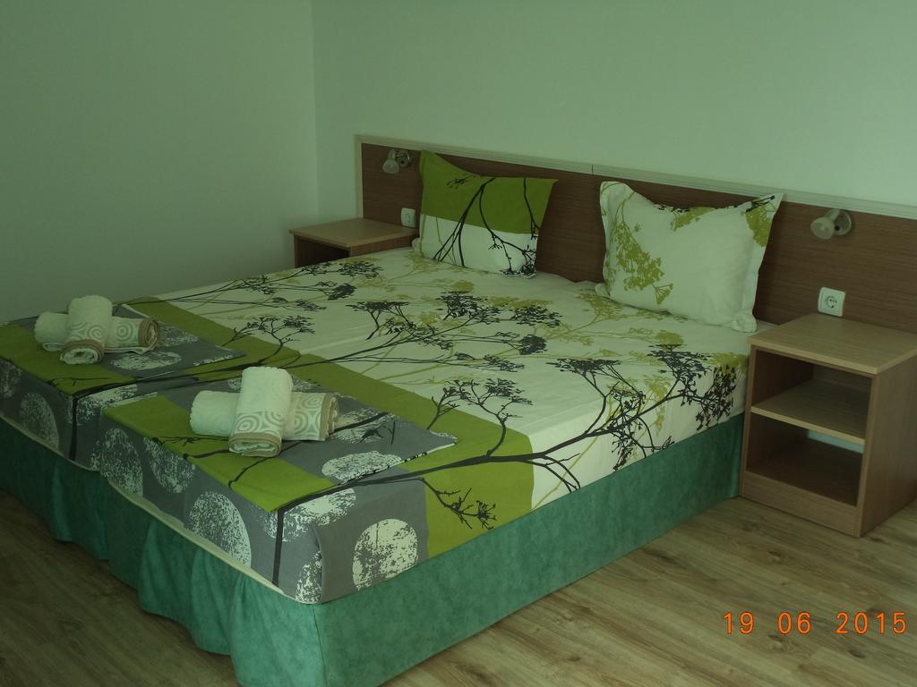 Sveti Georgi Guest House Sozopol Ruang foto
