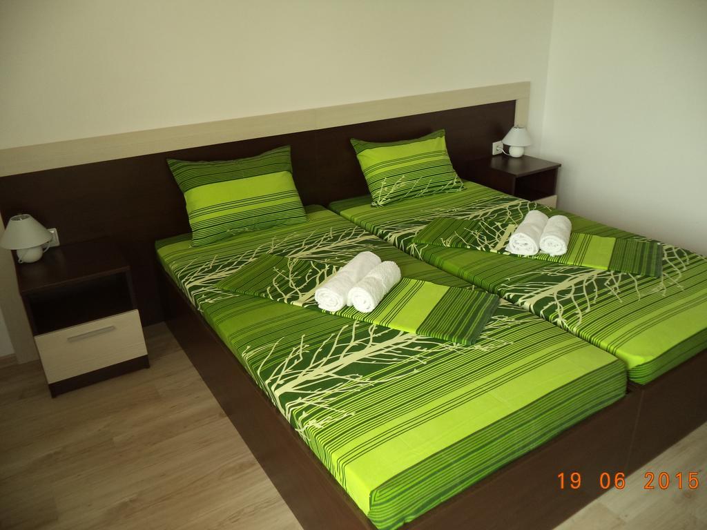 Sveti Georgi Guest House Sozopol Ruang foto