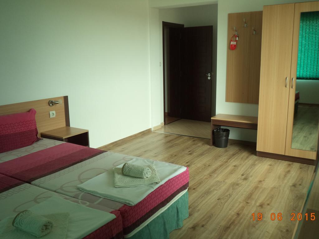 Sveti Georgi Guest House Sozopol Ruang foto