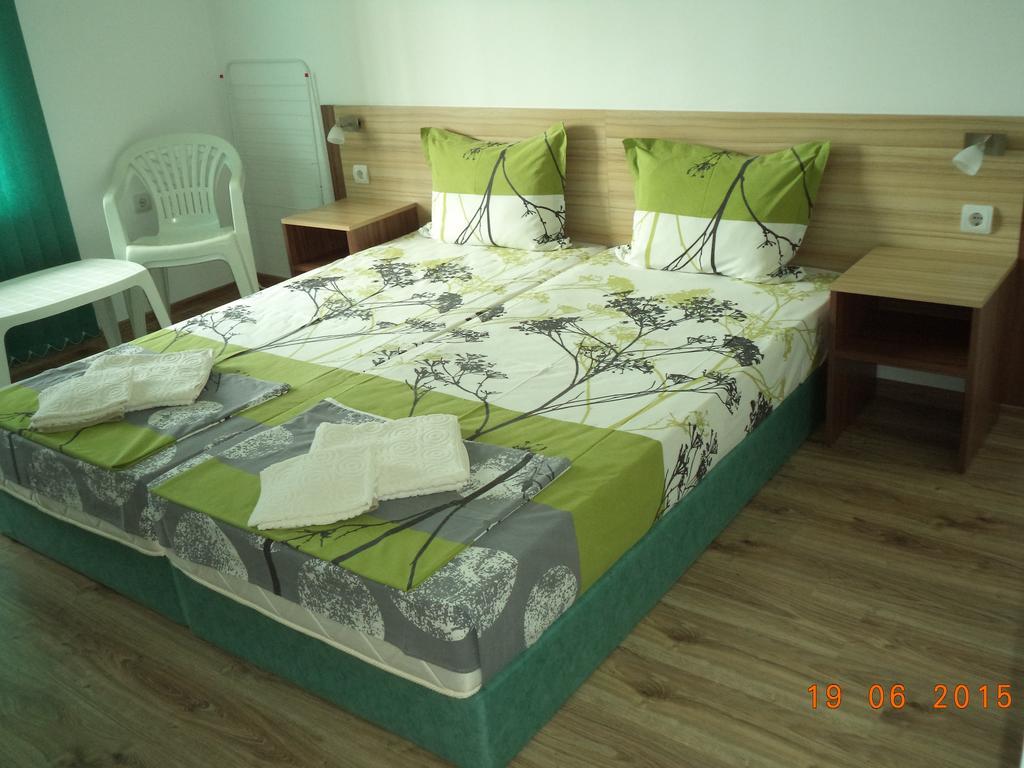 Sveti Georgi Guest House Sozopol Ruang foto