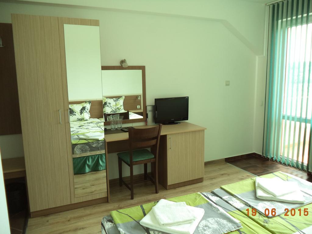 Sveti Georgi Guest House Sozopol Ruang foto