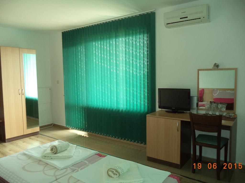 Sveti Georgi Guest House Sozopol Bagian luar foto