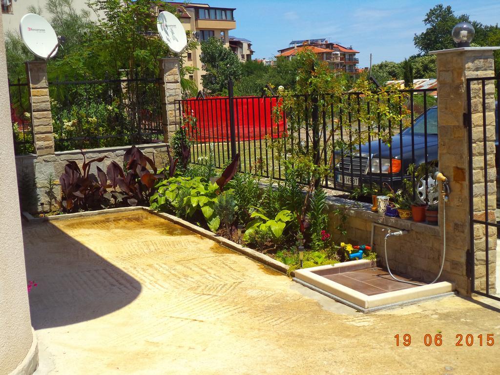 Sveti Georgi Guest House Sozopol Bagian luar foto