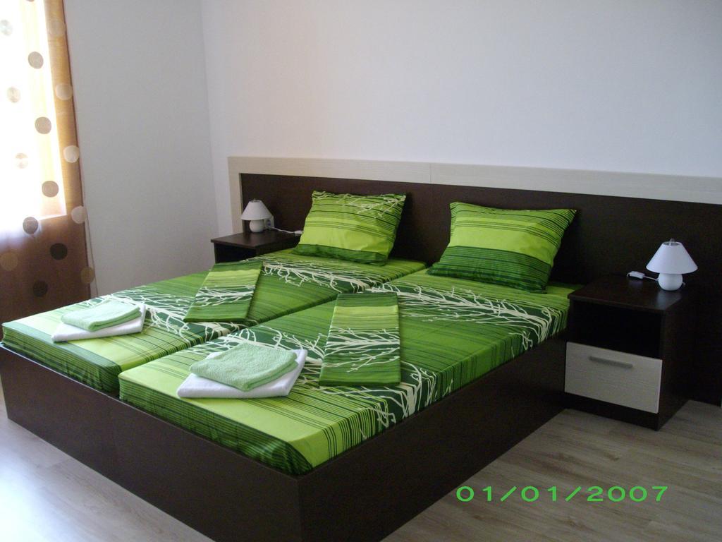Sveti Georgi Guest House Sozopol Bagian luar foto