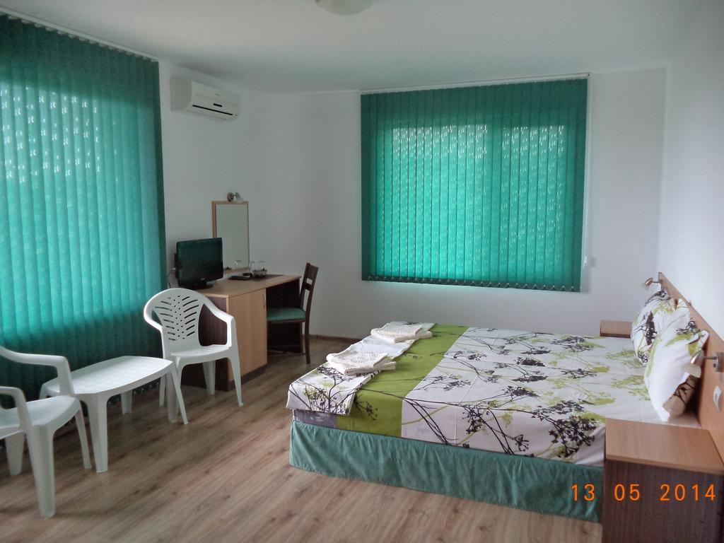 Sveti Georgi Guest House Sozopol Bagian luar foto