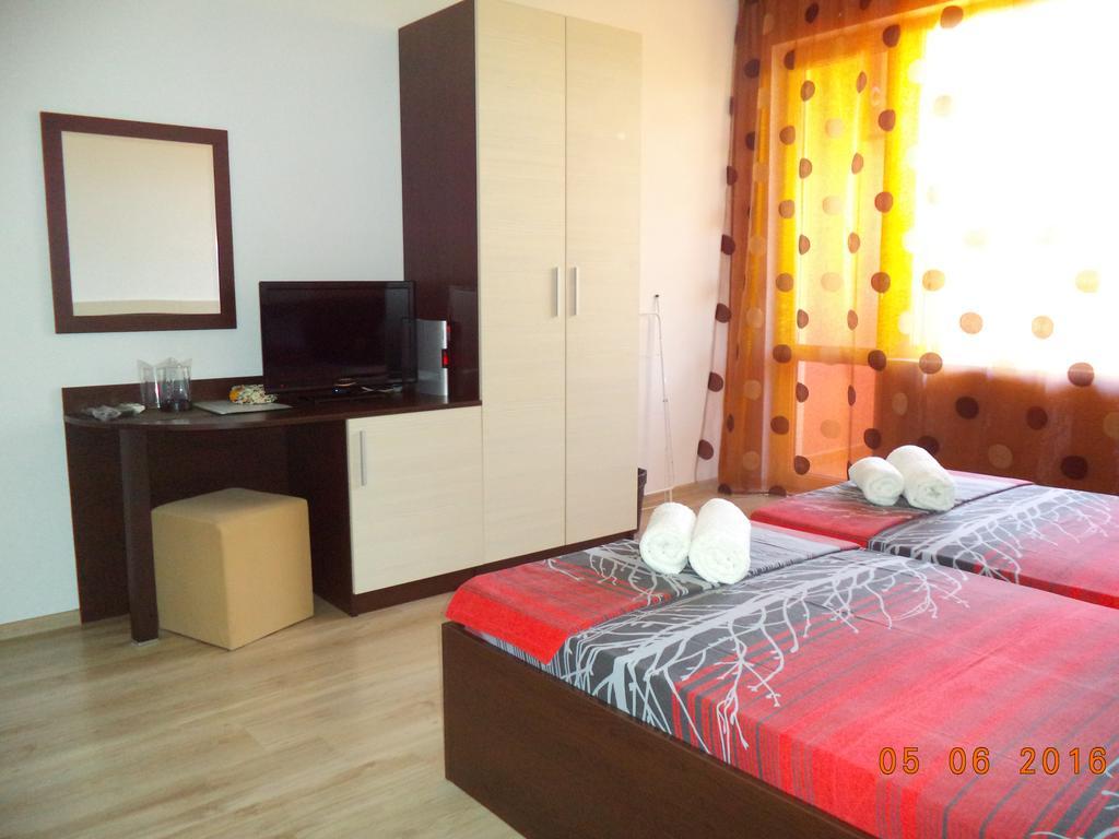Sveti Georgi Guest House Sozopol Bagian luar foto