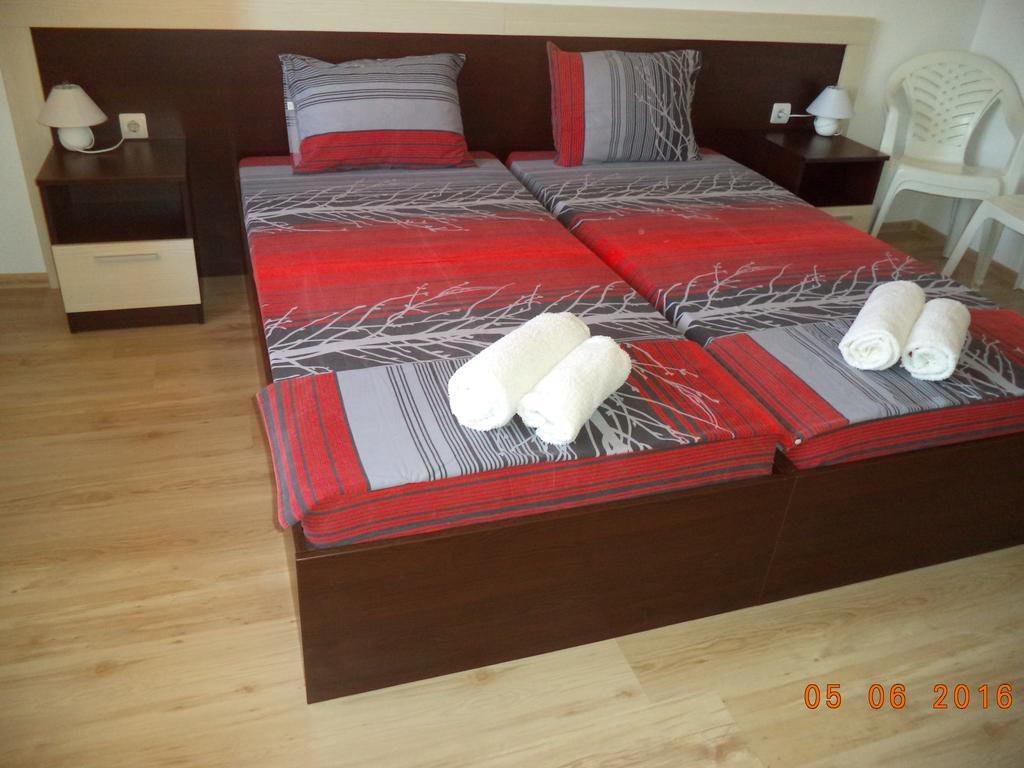 Sveti Georgi Guest House Sozopol Bagian luar foto
