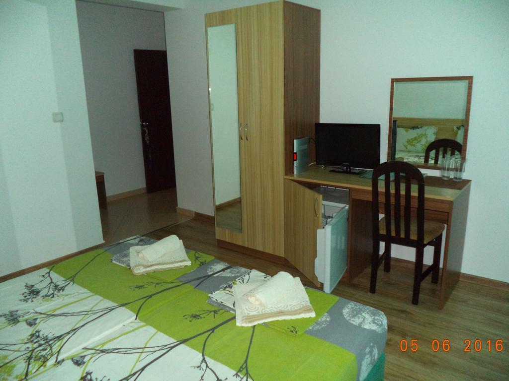 Sveti Georgi Guest House Sozopol Bagian luar foto