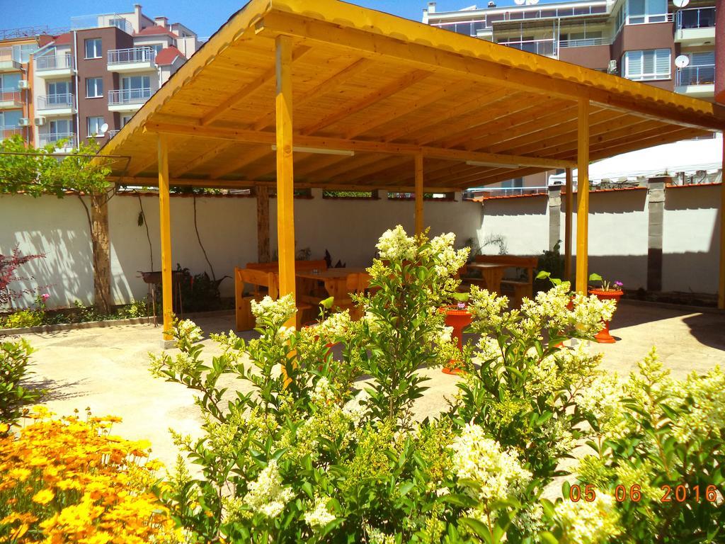 Sveti Georgi Guest House Sozopol Bagian luar foto