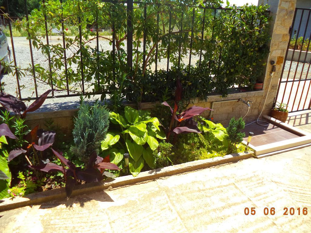 Sveti Georgi Guest House Sozopol Bagian luar foto